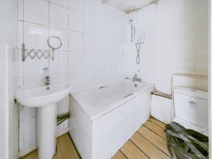 Photo 4- click for photo gallery